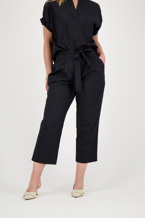 Capri Pants - Black