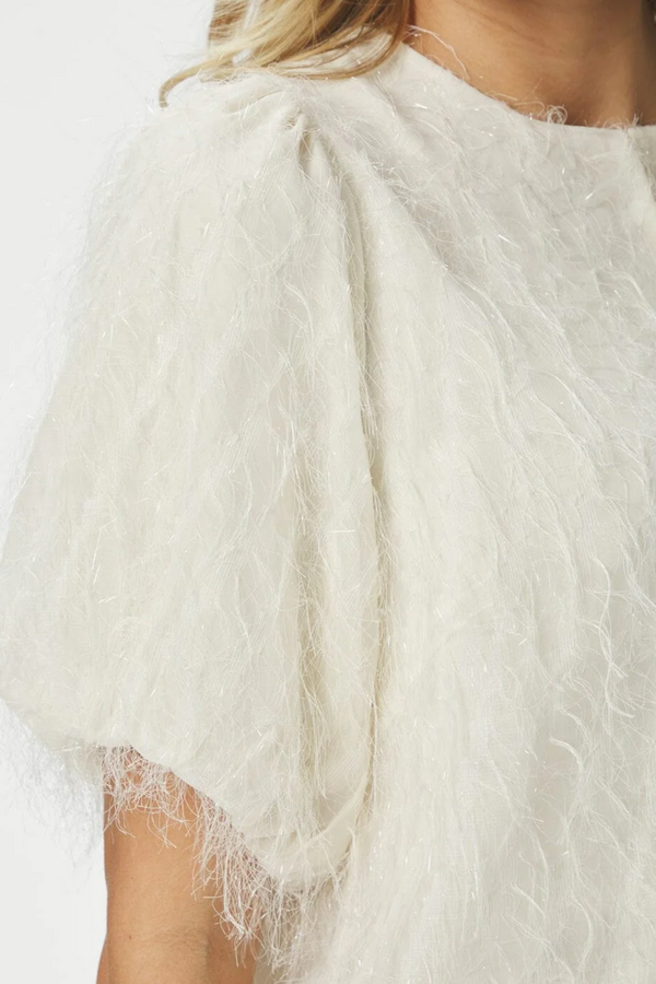 Aisa Frilly Blouse - Creme