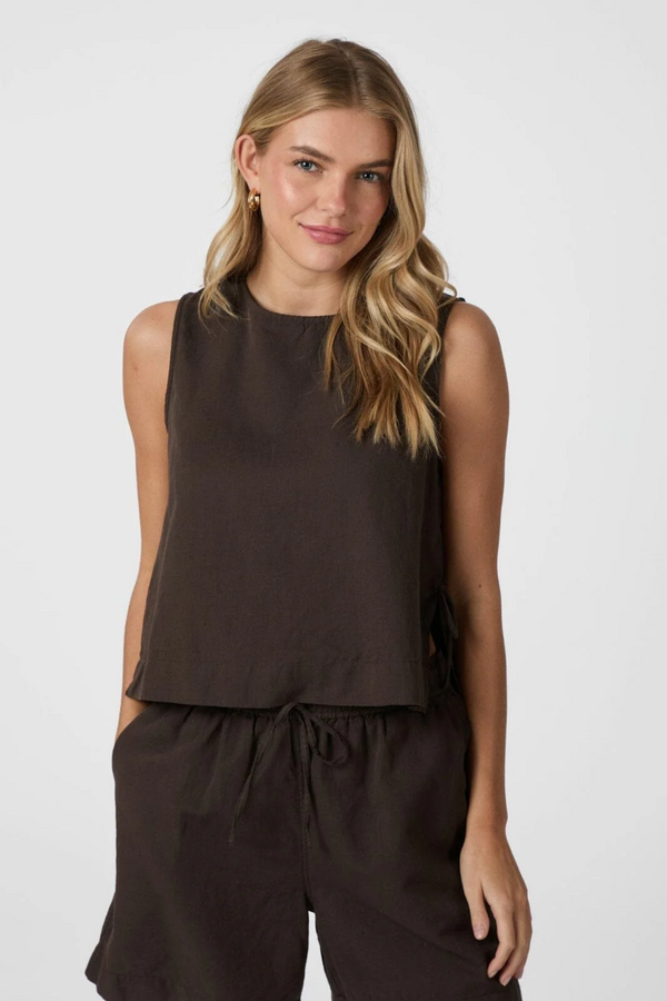Svetlana Linen Top - Dark Brown