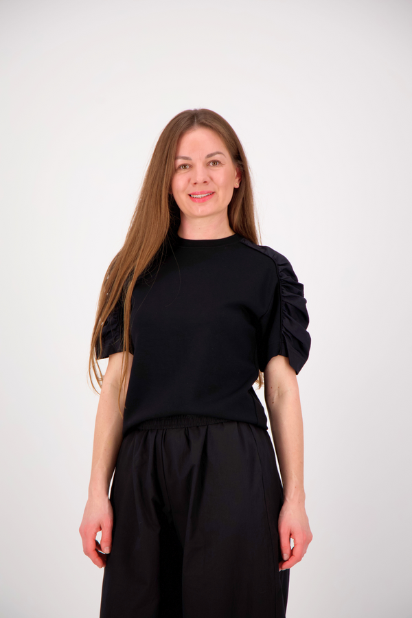 Lance Gathering Tee - Black