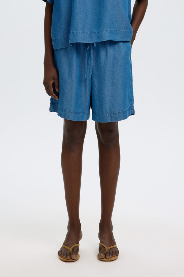 Janna Shorts - Medium Blue Denim