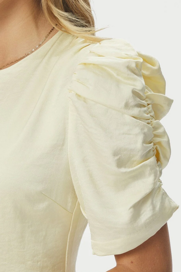 Benuti Solid Dress - Light Yellow