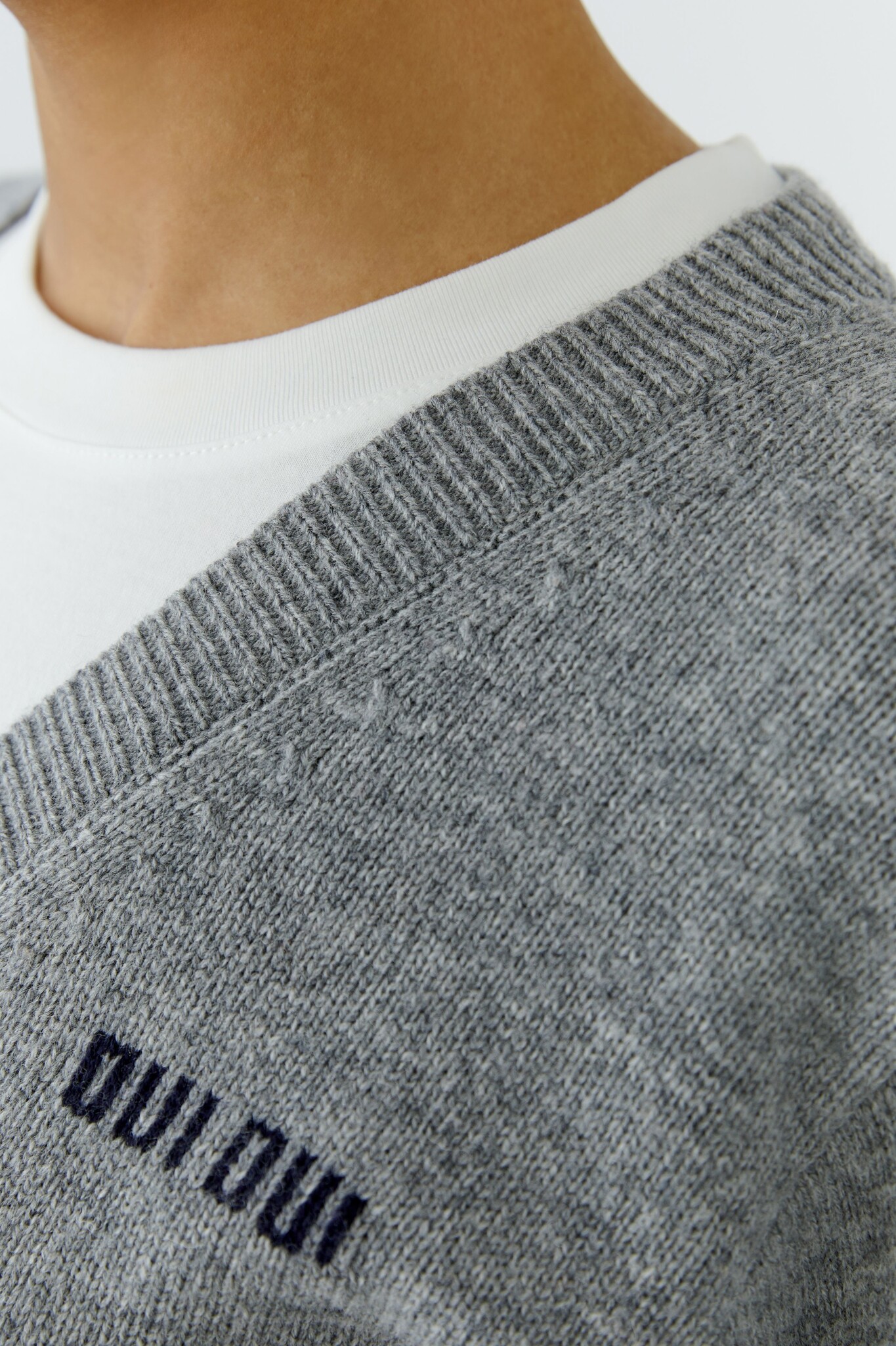Pullover - Grey