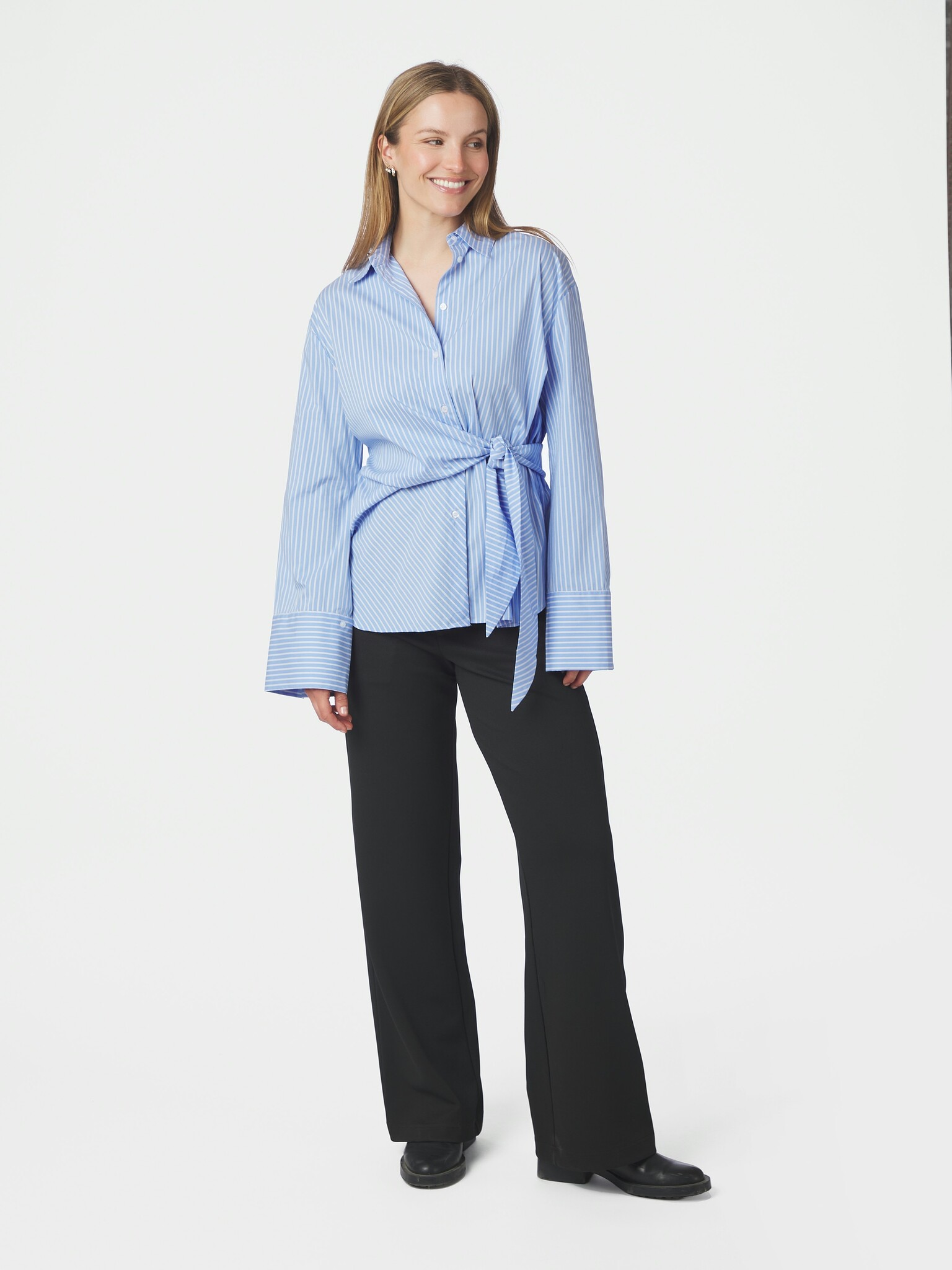 Helisa Stripe Shirt - Light Blue