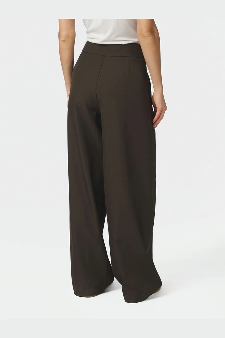 Lucille Structure Pants - Dark Brown
