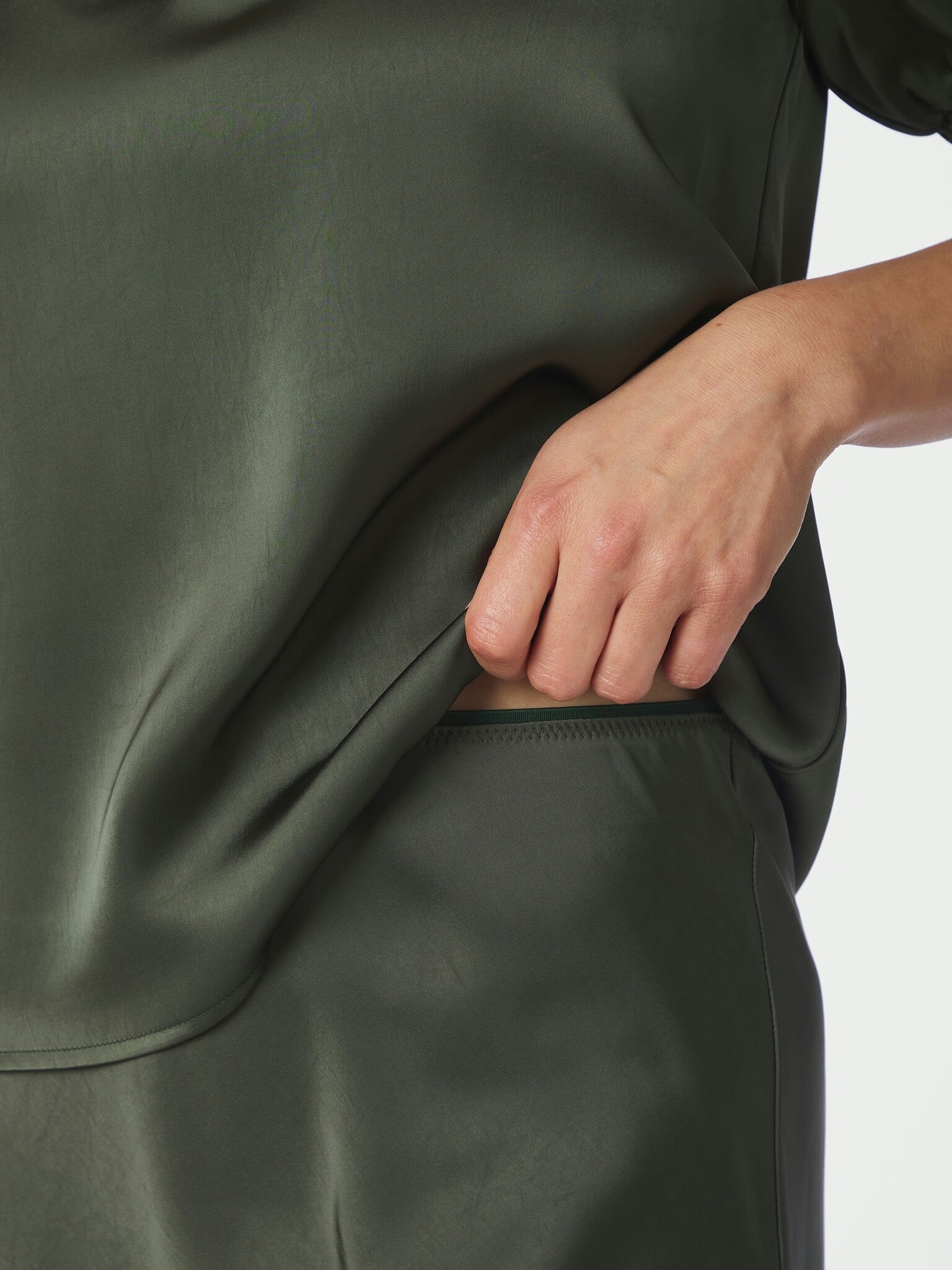 Vicky Heavy Sateen Skirt - Deep Green