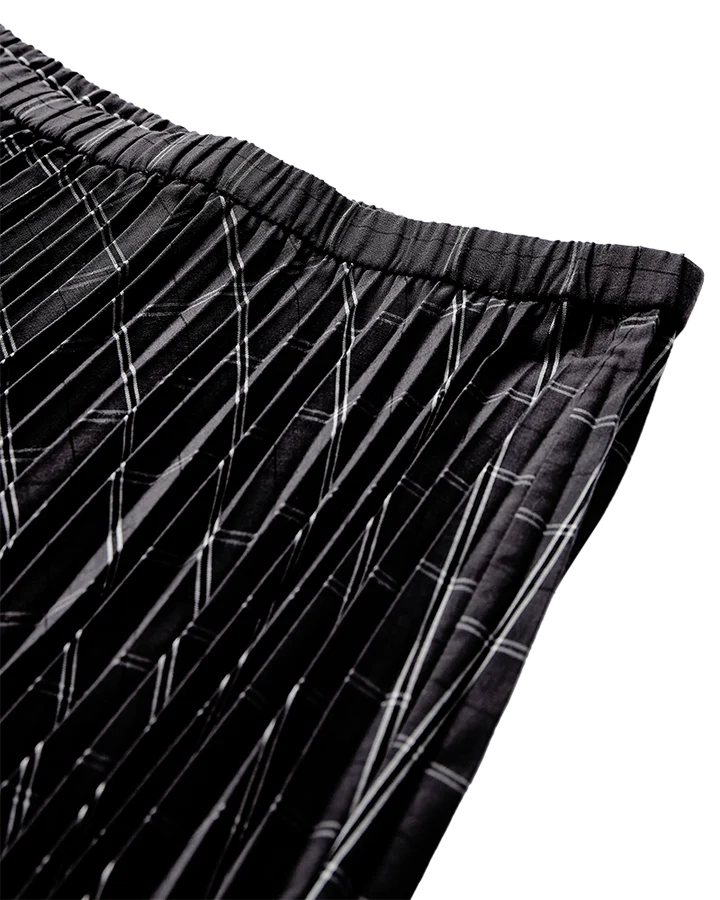 Aurora Skirt - Gray Pinstripe W. Black
