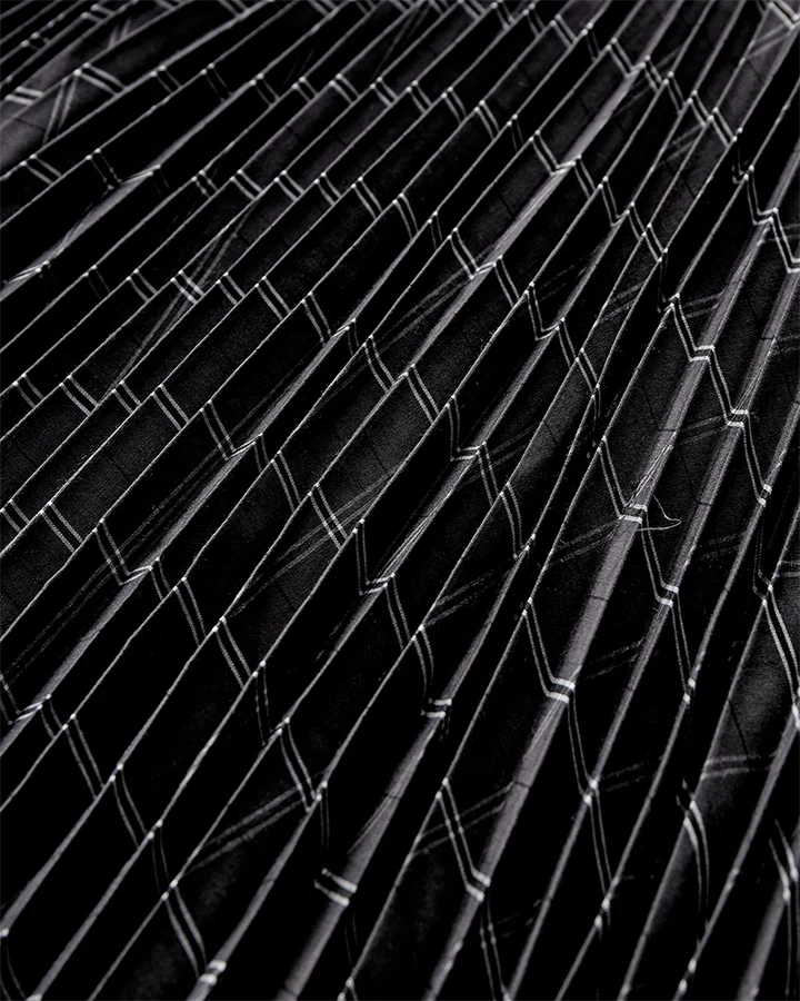 Aurora Skirt - Gray Pinstripe W. Black