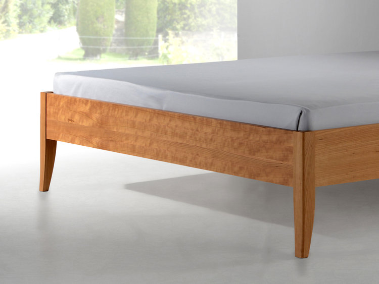 COBURGER WERKSTÄTTEN 1894 Massivholzbett PRO-NIPOMO