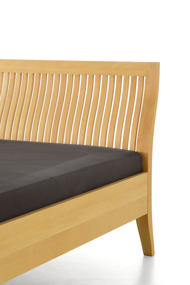 TRAUMWERK Massivholzbett VENTANAfino 21