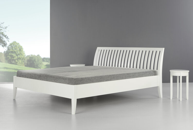 COBURGER WERKSTÄTTEN 1894 Massivholzbett PRO-LAGUNA weiss lackiert