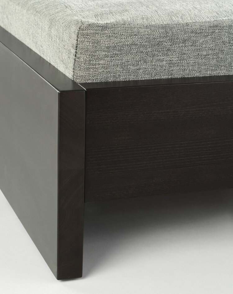 SEILER MÖBELMANUFAKTUR Massivholzbett ESANI_M - wengé-farben