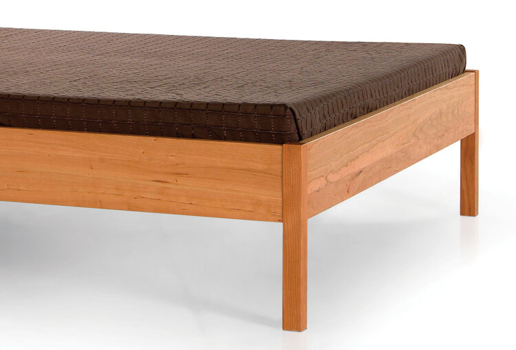 TRAUMWERK Massivholzbett PIANO