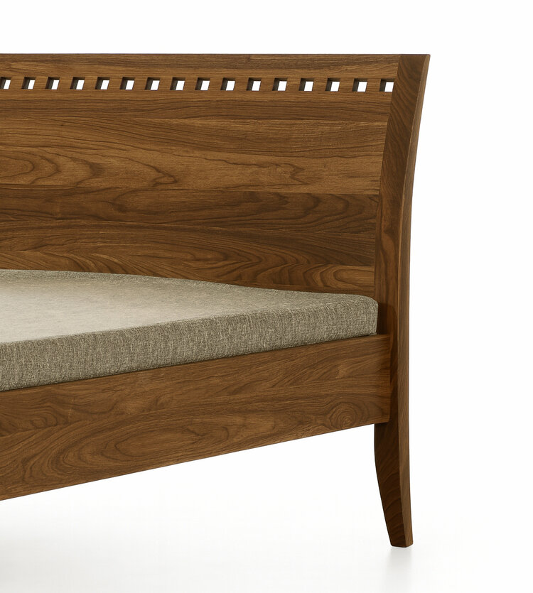 COBURGER WERKSTÄTTEN 1894 Massivholzbett CASTILIO