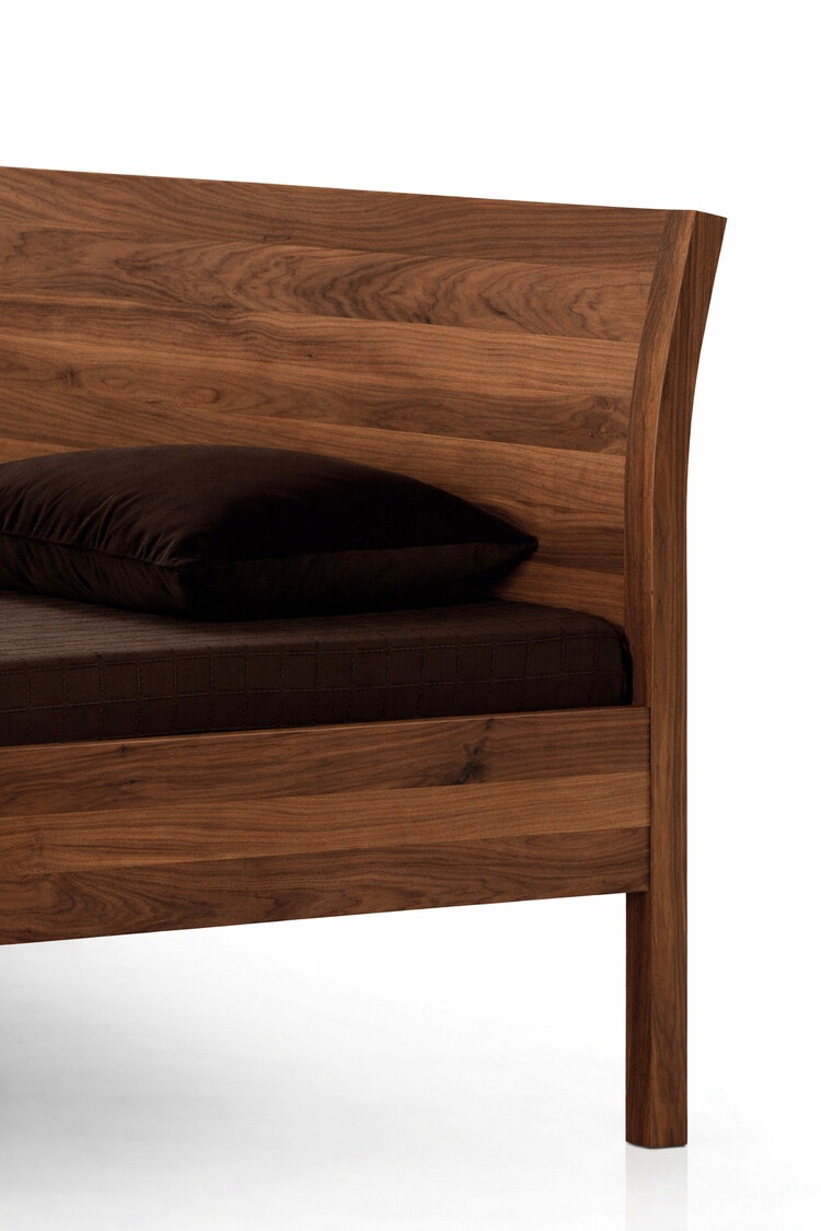 TRAUMWERK Massivholzbett PIANO