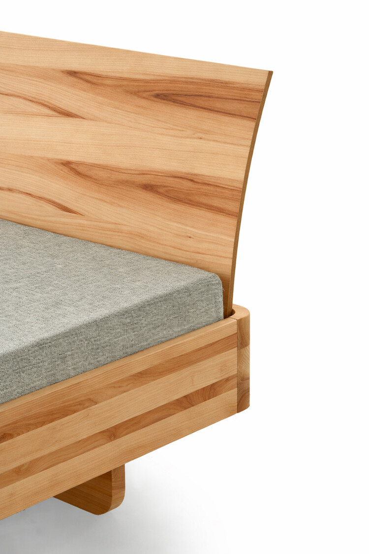 ZACK DESIGN Massivholzbett B-BASIC mit Formholz-Rückenlehne