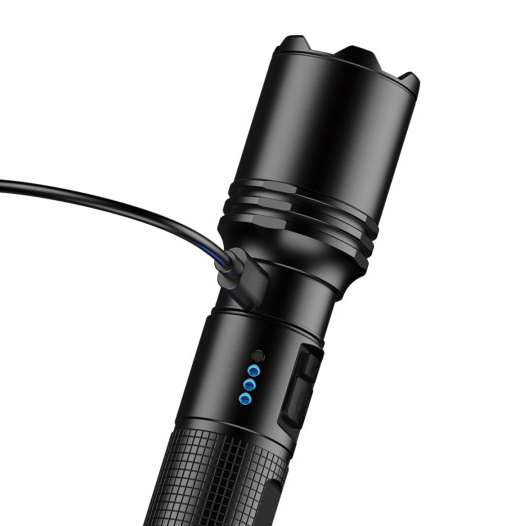 A1 LED 1100 lumens Flashlight