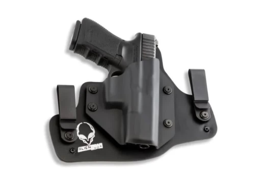 Cloak Tuck Leather Holster for G17 w/TLR-7A (Black) - Standard Clips