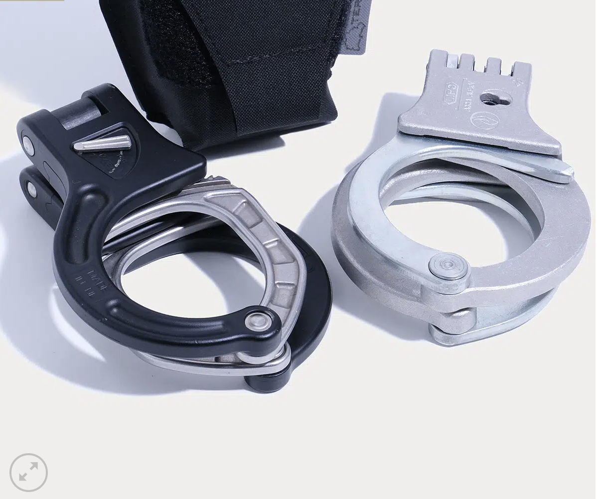 Hinged Handcuff Pouch (Black)