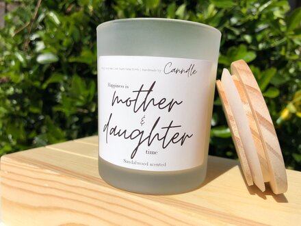 Canndle Handgemaakte kaars " mother & daughter time " fresh linnen Canndle Handgemaakte kaars " mother & daughter time " fresh linnen