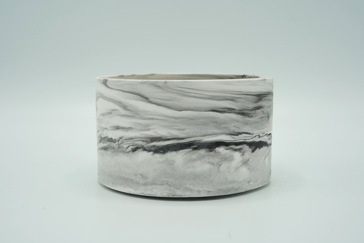 REGARD’OR® HANDGEMAAKTE RUSTIEKE & MARMER-LOOK BLOEMPOTTEN