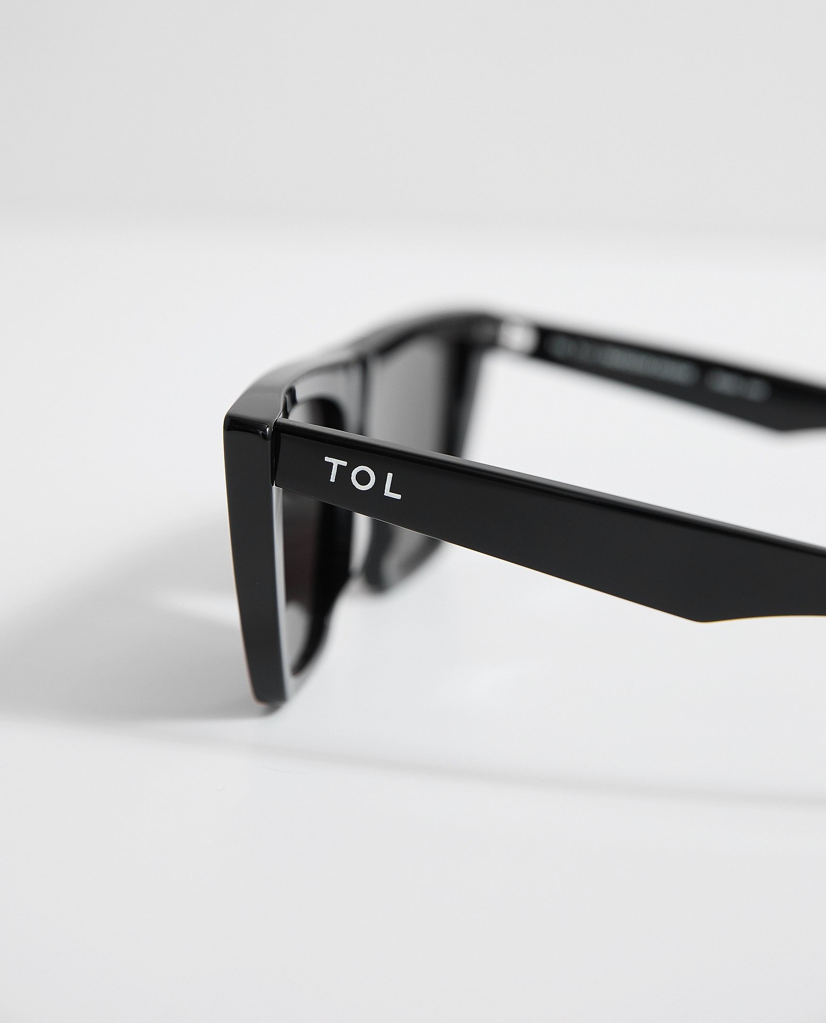 TOL EYEWEAR TRAPEZIUM GRANDE NOIR - Velour Amsterdam