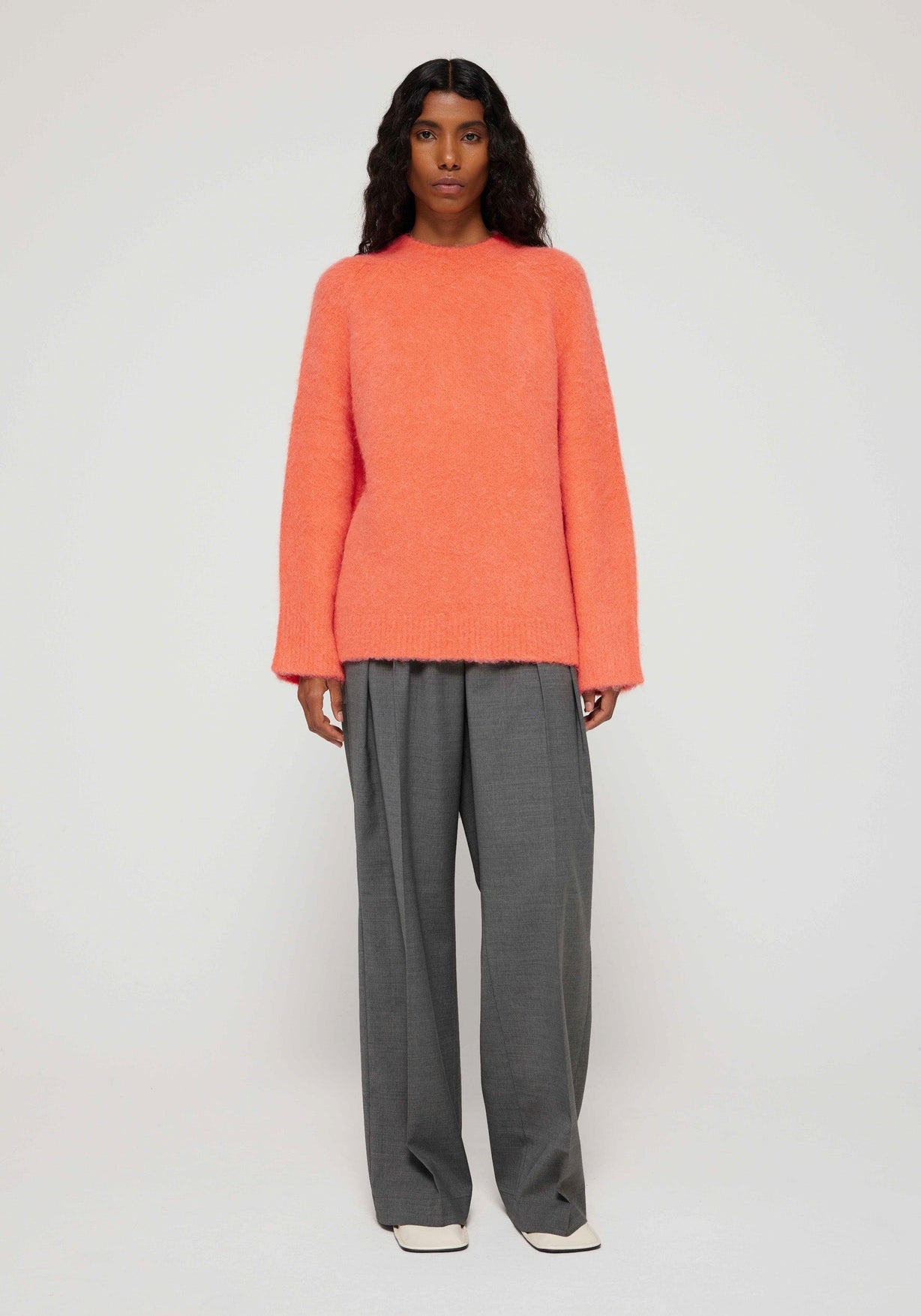 R HE SOFT BRUSHED KNIT SWEATER FLUO NARANJA Velour Amsterdam