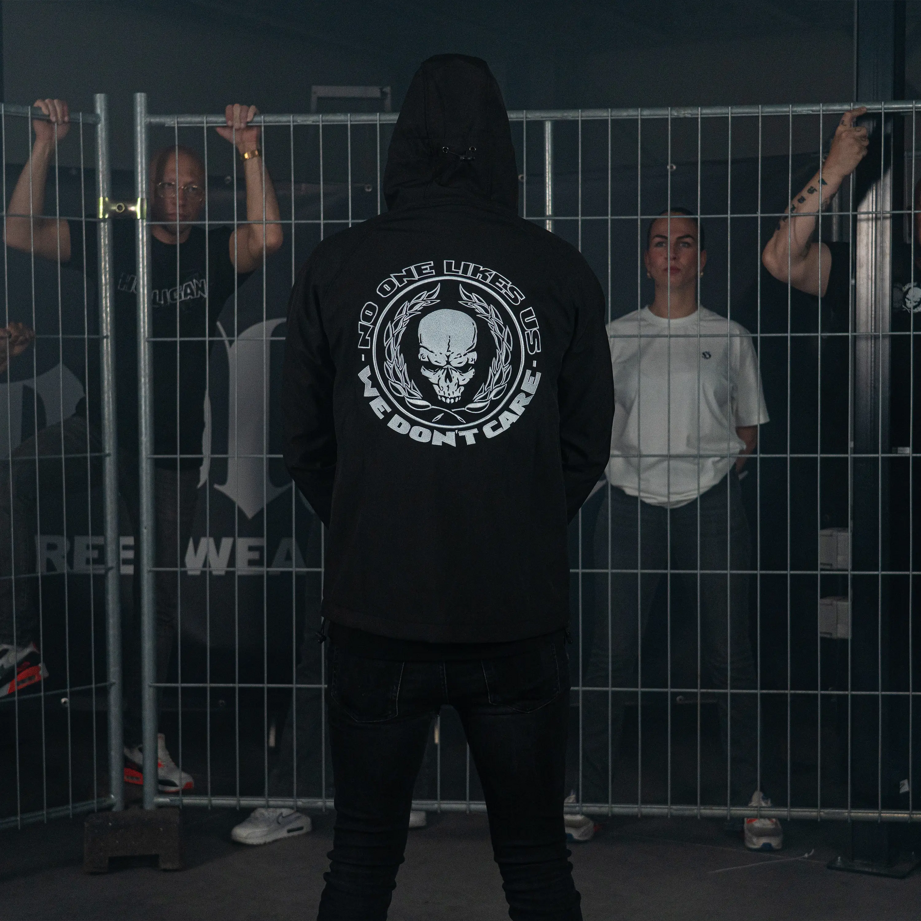 ジャケット・アウター hooligan ma-1 OLD BLACK big silhouette Hooligan Streetwear Softshell Jacket 'Skull' - Gabberwear