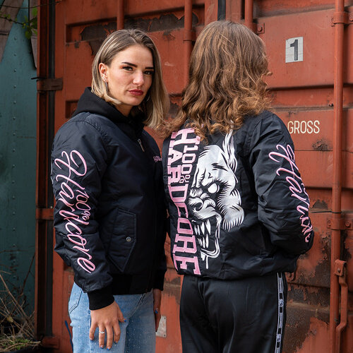 100% Hardcore 100% Hardcore Dames Bomber Jacket 'Branded Rage' (Black/Pink) 100% Hardcore 100% Hardcore Dames Bomber Jacket 'Branded Rage' (Black/Pink)