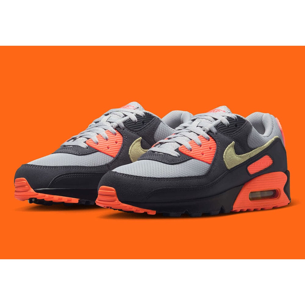 Nike Nike Air Max 90 (Light Smoke Grey/Hyper Crimson/Black) Nike Nike Air Max 90 (Light Smoke Grey/Hyper Crimson/Black)
