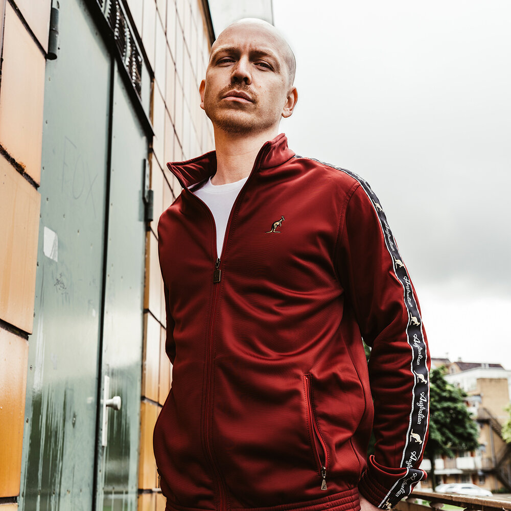Australian Australian Slim Fit Big Logo Jacke mit Schwarzem Seitenstreifen 3.0 (Bordeaux) Australian Australian Slim Fit Big Logo Jacke mit Schwarzem Seitenstreifen 3.0 (Bordeaux)
