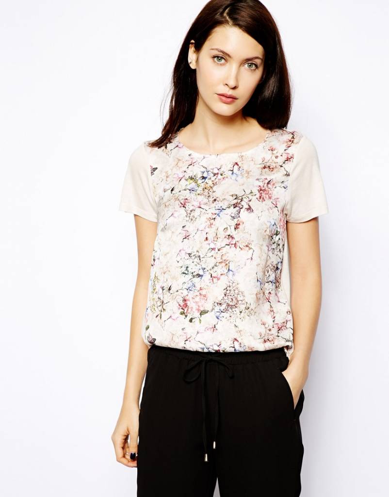 T-shirt with flower print