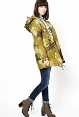 Parka met camouflage print