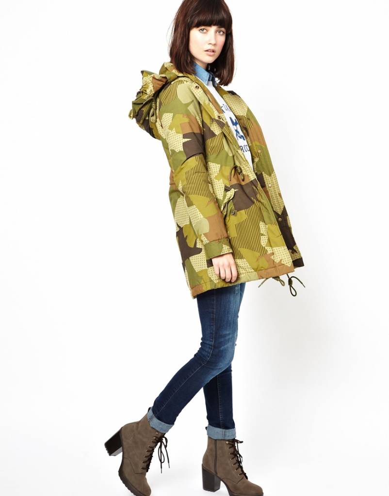 Parka camouflage print