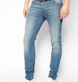 Skinny jeans light blue