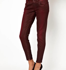 Red skinny jeans