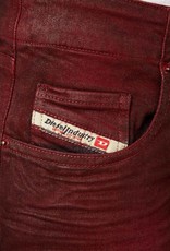 Red skinny jeans