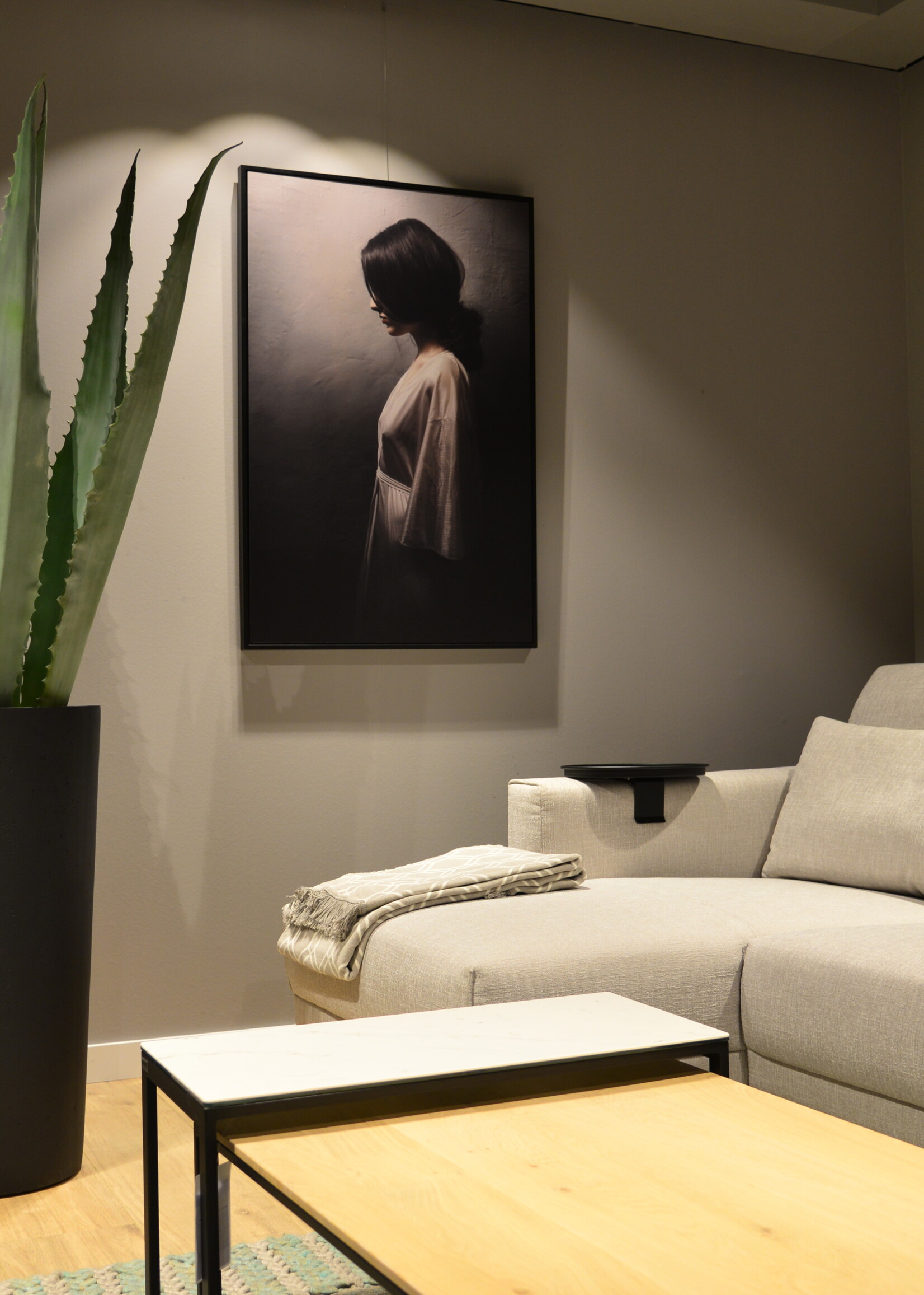 Luca Lifestyle - Grigio Pflanzkübel "Grigio Vase" Anthrazit Rund Fiberglas