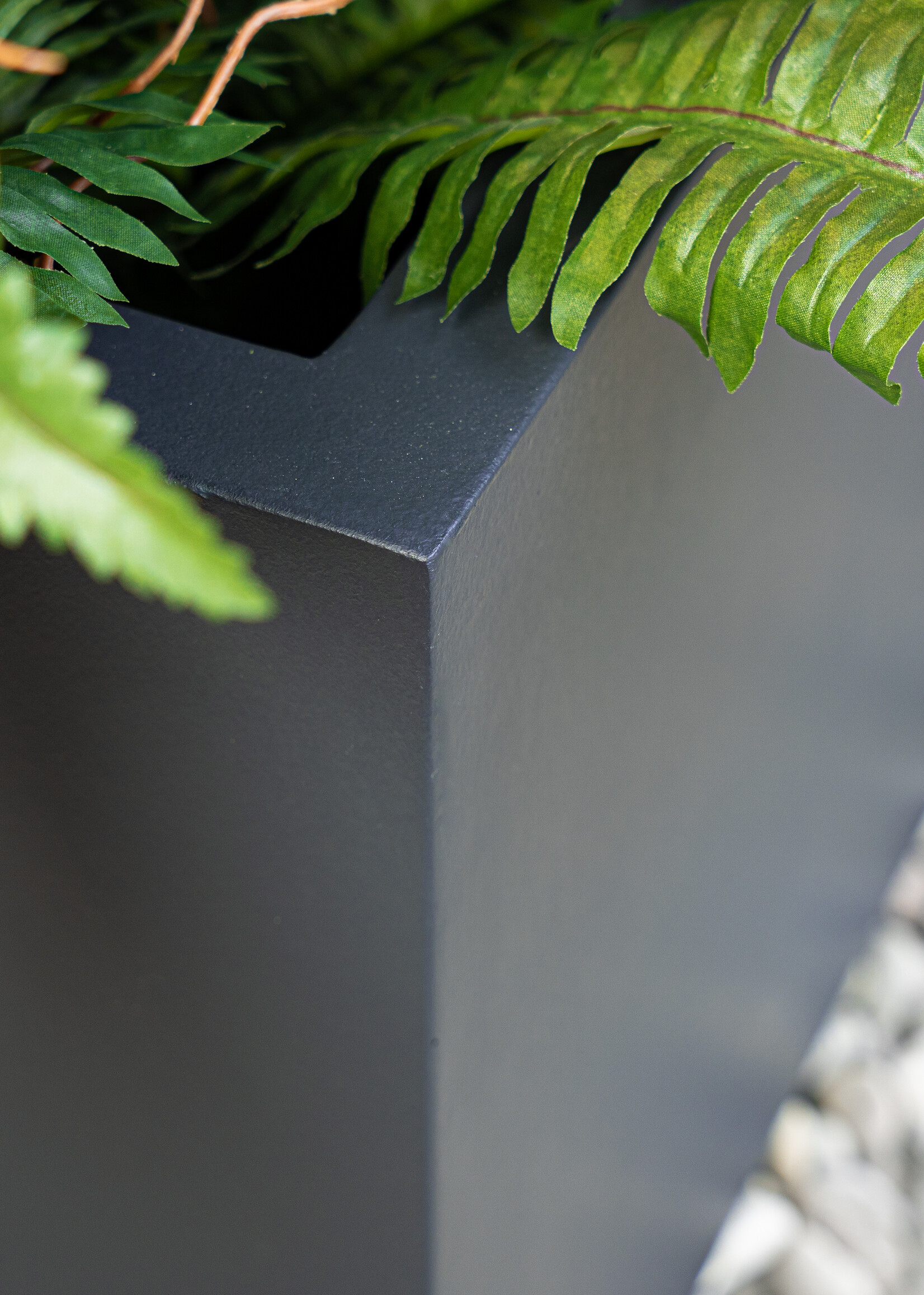 Luca Lifestyle - Stretto Pflanzkübel ''Stretto High Box'' Anthrazit Rechteckig Polyester