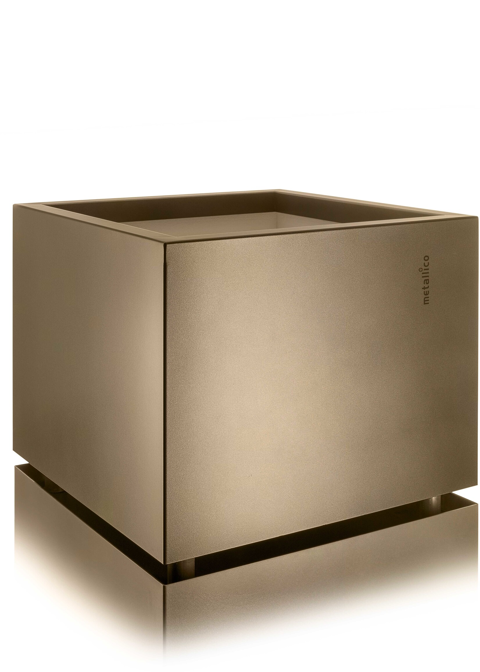 Metallico Pflanzkübel "Metallico Leon" Low Cube Guarani Quadratisch Chromstahl