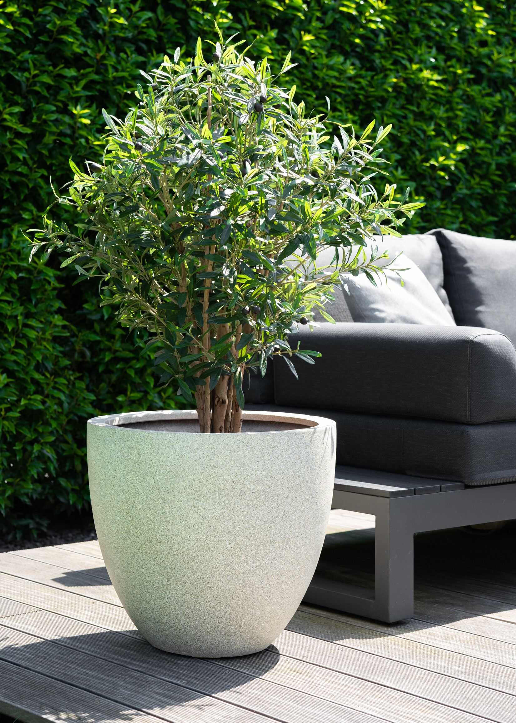 Luca Lifestyle - Grigio Pflanzkübel ''Grigio Egg Pot'' Creme Weiß Rund Fiberglas