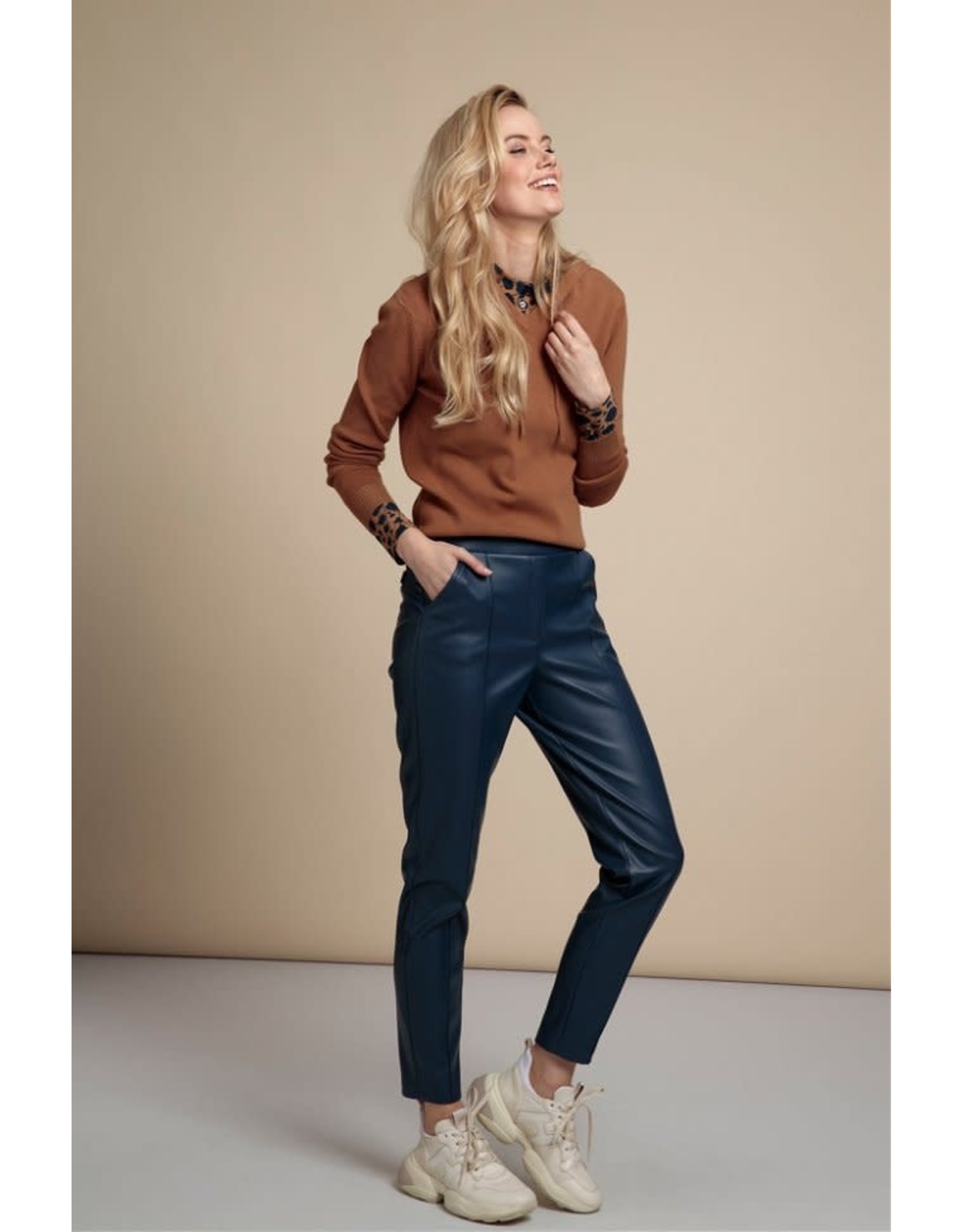 KATE faux leather broek - Nowtheshop