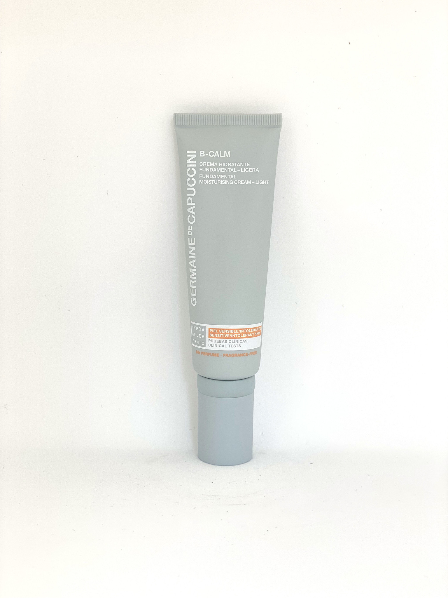 Fundamental Moisturizing Light Cream