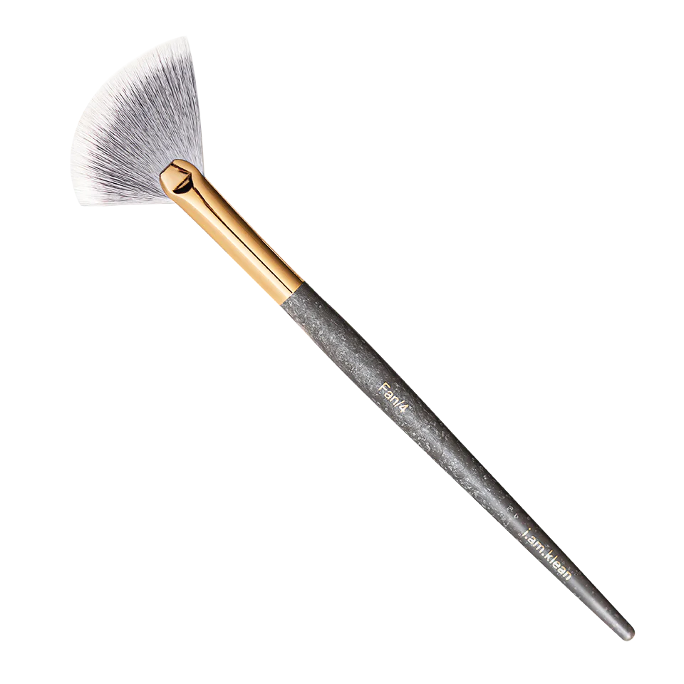 i.am.klean Fan Brush