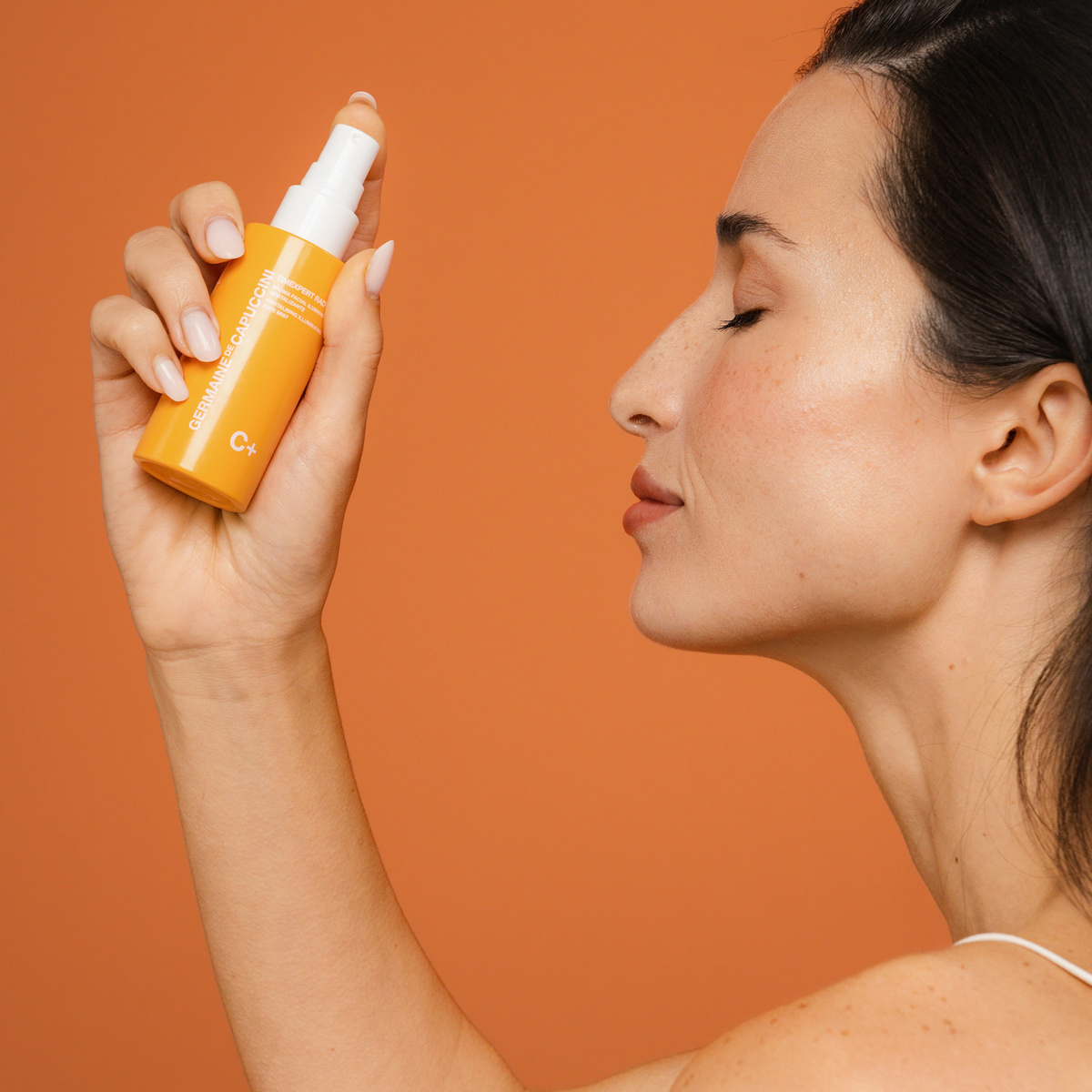 Timexpert Radiance C+ Revitalising Illuminating Face Mist