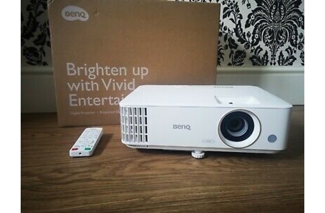 BenQ TH585 DLP Projector