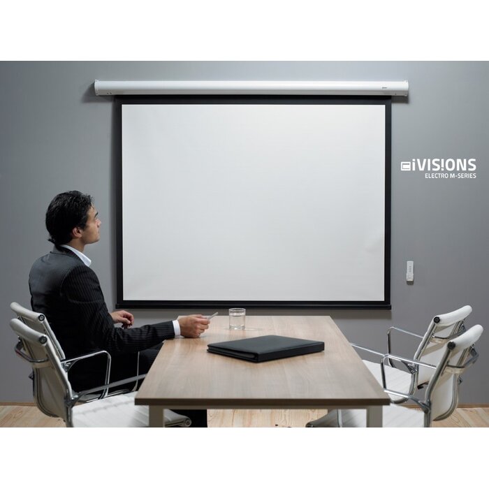 iVisions Electro M-Series projectieschermen 145 x 109 (4:3) Retour model!