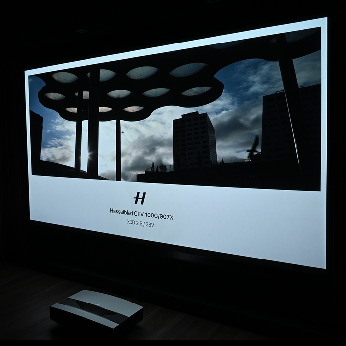 HiViLux HiViLux® UST/CLR Tension-gemotoriseerd projectiescherm – HiViPrism  HD R – Zwart -  120" 16:9 HD   265 x 149 cm