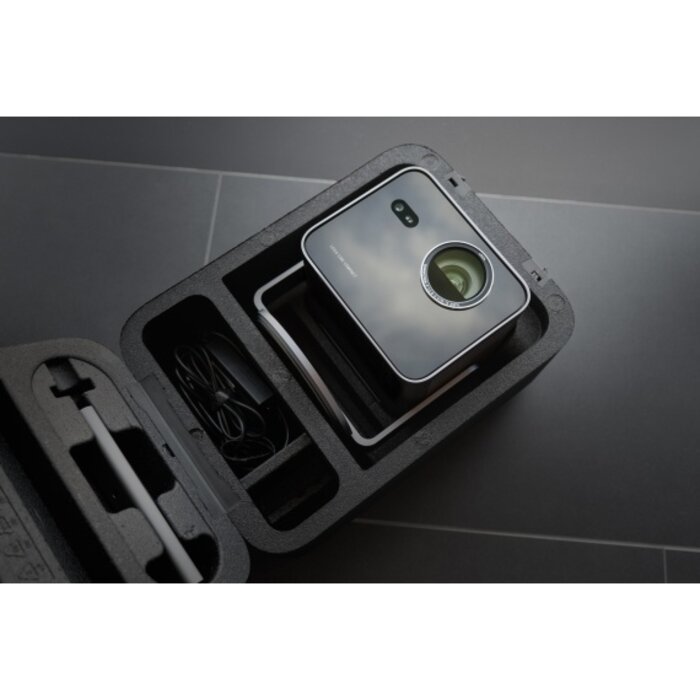 Leica Leica Cine Compact 1 – 4K – 1700 lumen – RGB Triple Laser Smart Beamer