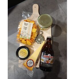 Zeeuwse Borrelplank Cadeau. Zeeuwse Borrelplank Cadeau.